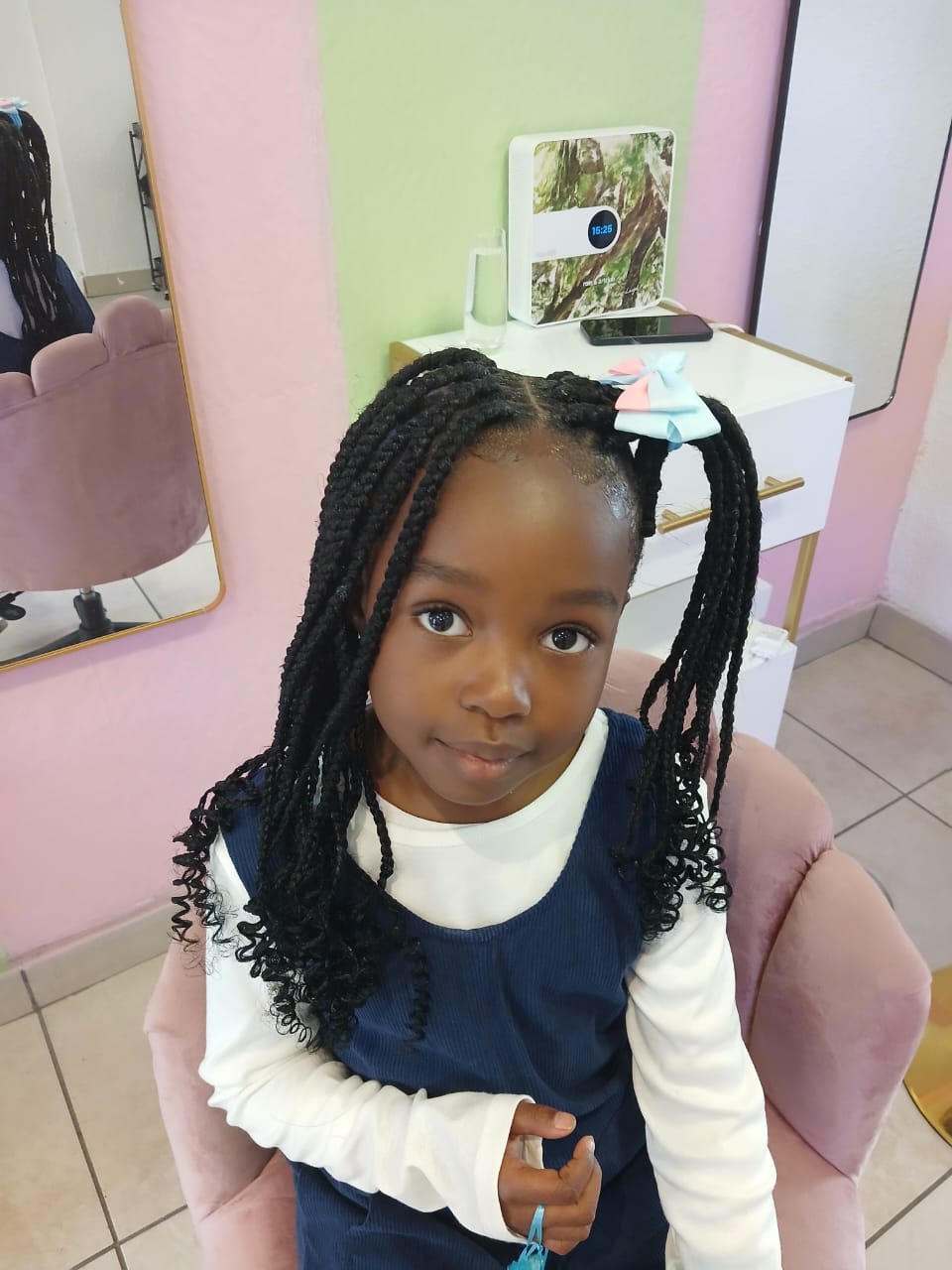 Kids cornrows styling